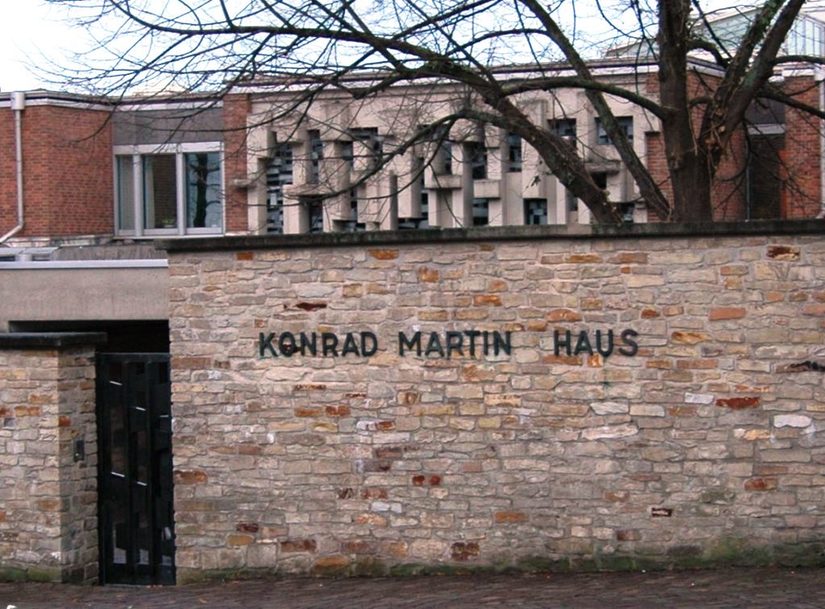 Das Erzbistumsarchiv ist im Konrad-Martin-Haus untergebracht.