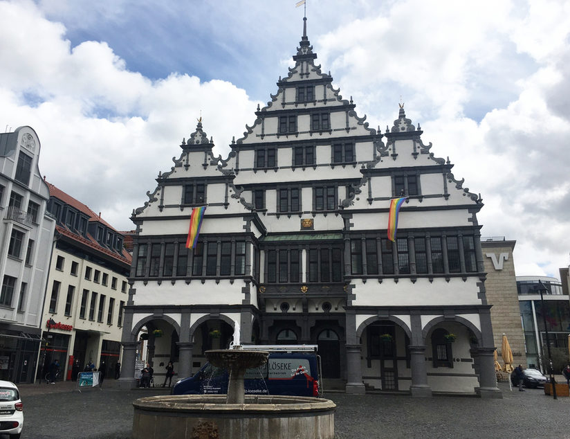 Fahnen Rathaus