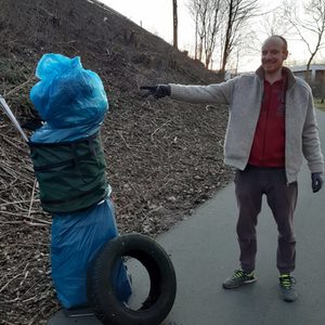 Müllsammelaktion der ehrenamtlichen Gruppe "Abfall-Menge"
