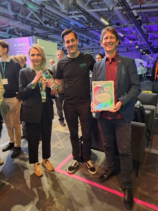 v.l.n.r.: Tanja Schürholz, Ralf Leufkes (Geschäftsführer Civitas Connect e.V.) und Sascha Götz (Programmleiter Smart City Bamberg)