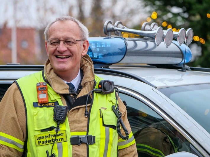Wird am Sonntag 60 Jahre alt: Leitender Branddirektor Ralf Schmitz, Leiter der Feuerwehr Paderborn.