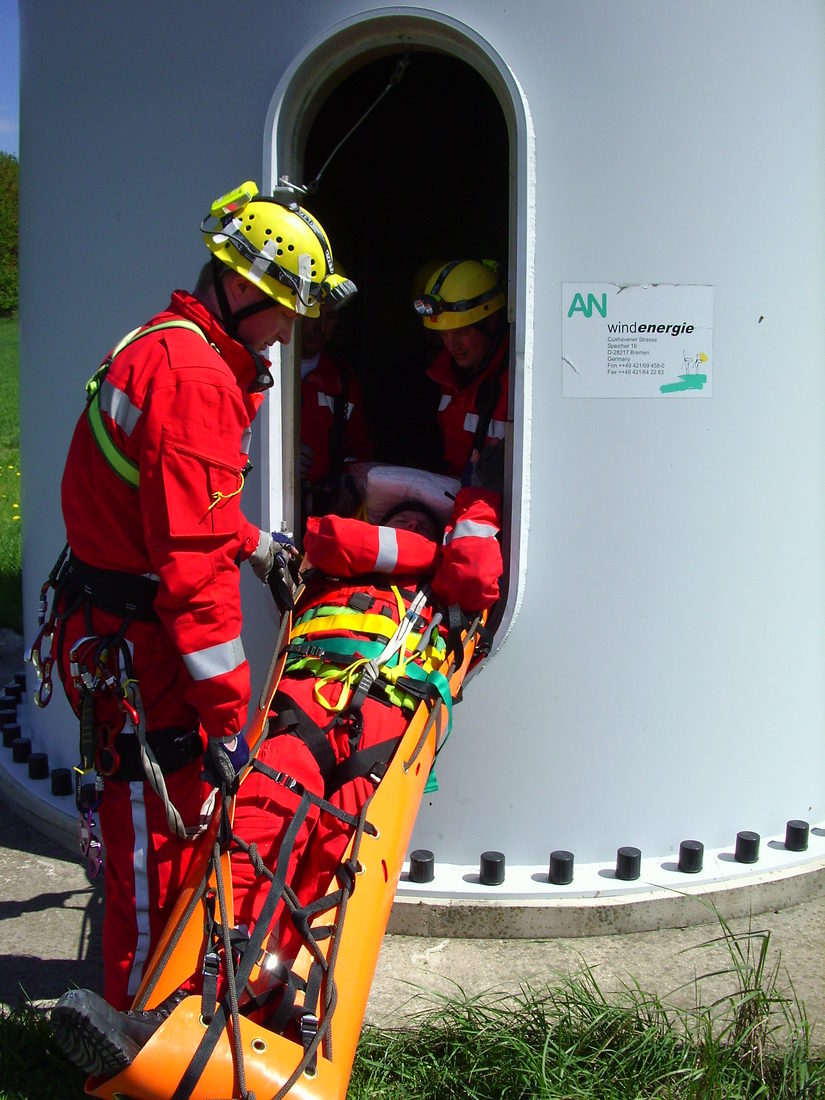 HöRD_Rettungsübung_in_Windkraftanlage.JPG