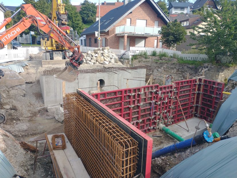 Baustelle im Bereich des neuen Brückenbauwerks (Gogrevenstraße) am 22.08.2023