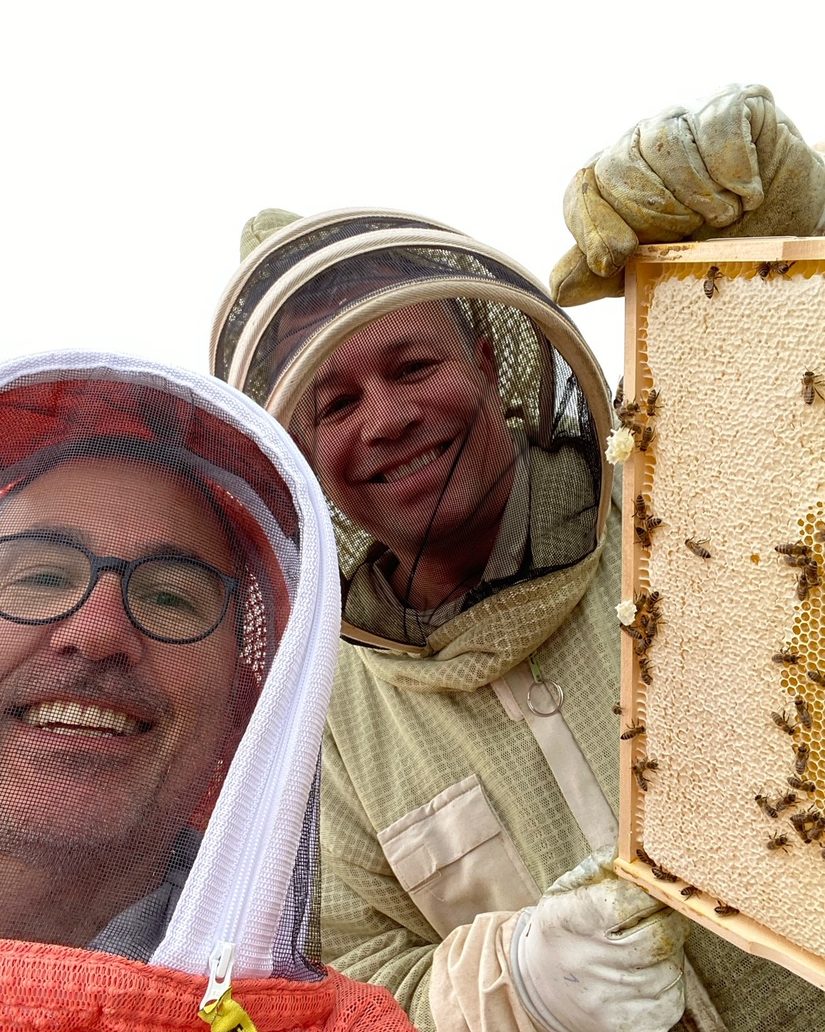 Jan und Marcello Liscia mit Ihren Bienen