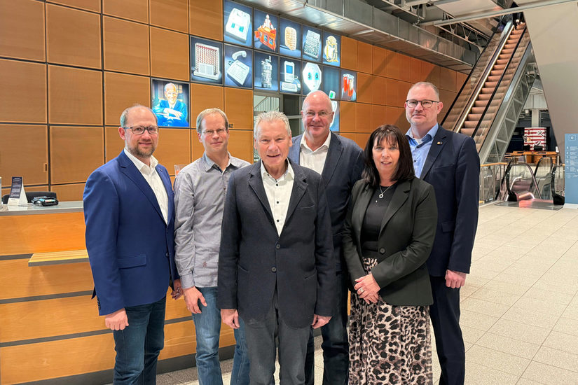 Vorstand des Verkehrsvereins Paderborn (v. l.: Ralf Pahlsmeier, Heiko Appelbaum, Dietrich Honervogt, Uwe Seibel, Anja Veith, Christian Stork)